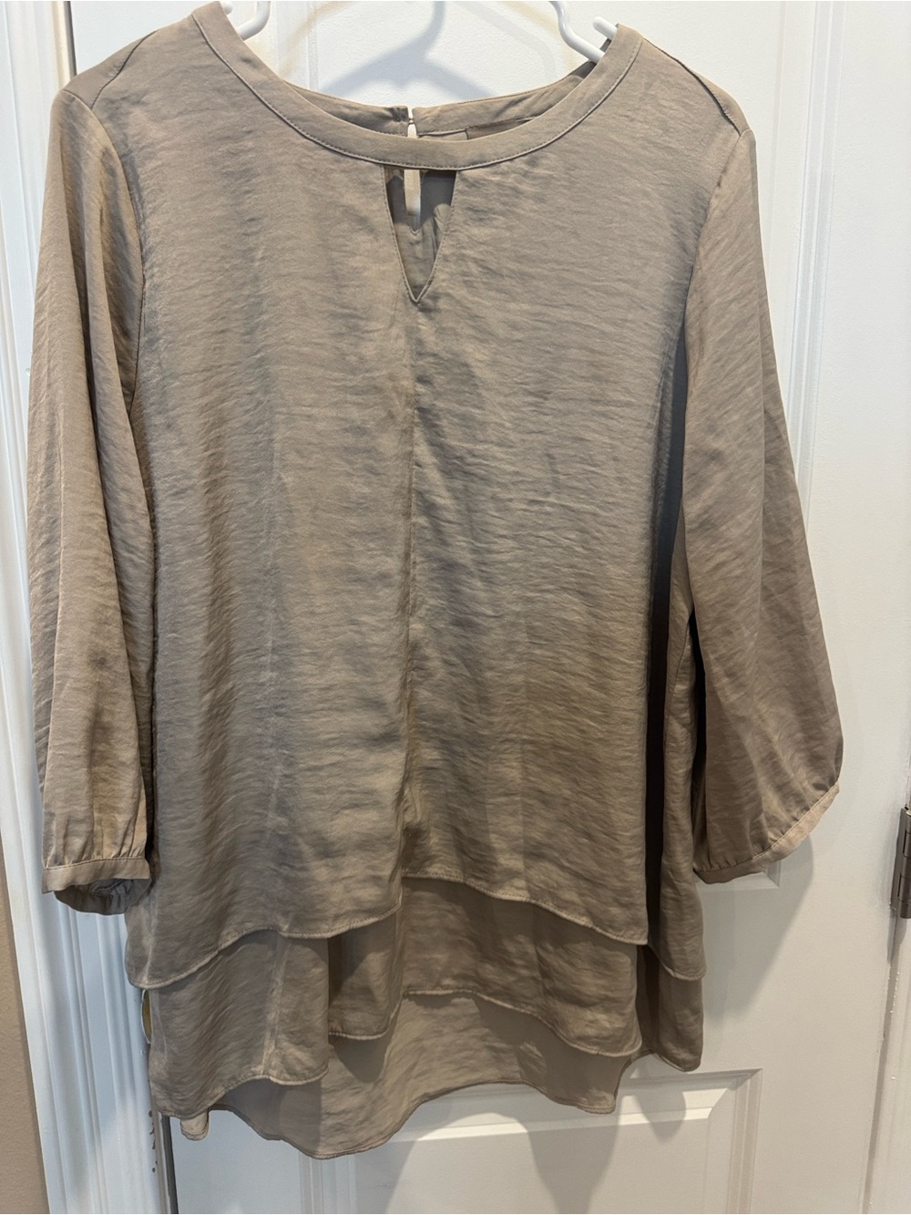 Chicos womens Layered Keyhole Blouse - Taupe